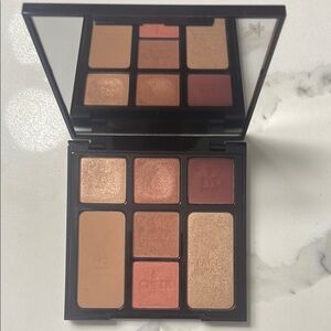 Charlotte Tilbury Instant Look In A Palette Sunset Dreamscape